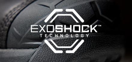 Inspirado en la naturaleza, nuestro refuerzo de puntera ExoShock™ distribuye el impacto sobre un área más grande, lo que permite una mayor durabilidad en un diseño más liviano.
